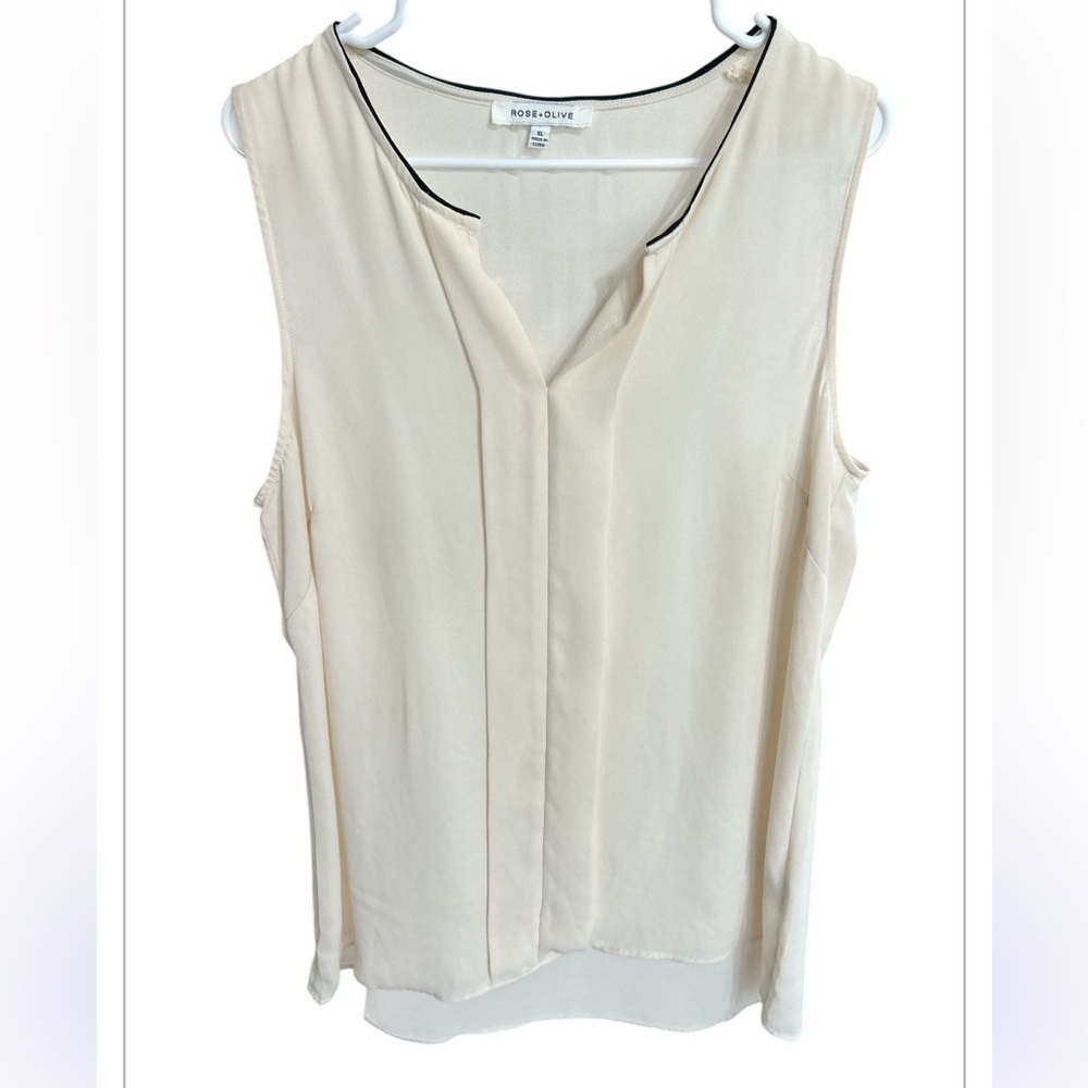 Rose + Olive Cream Colored Sheer V-Neck Sleeveless Women’s Blouse Size XL